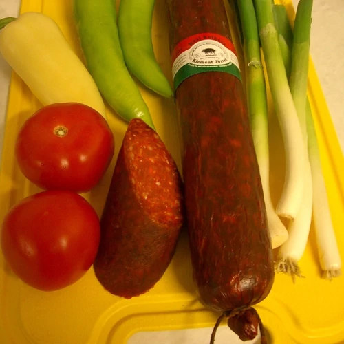Békési Körös csemege vastag kolbász kuláréban 0,7 kg
